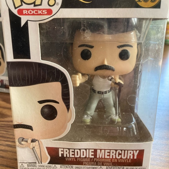 9 piece set NIB Queen Pop Rocks - Picture 4 of 9